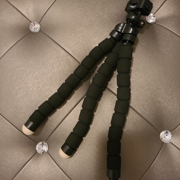 Sony Alpha a5100 Mirrorless Camera - Picture 9 of 12